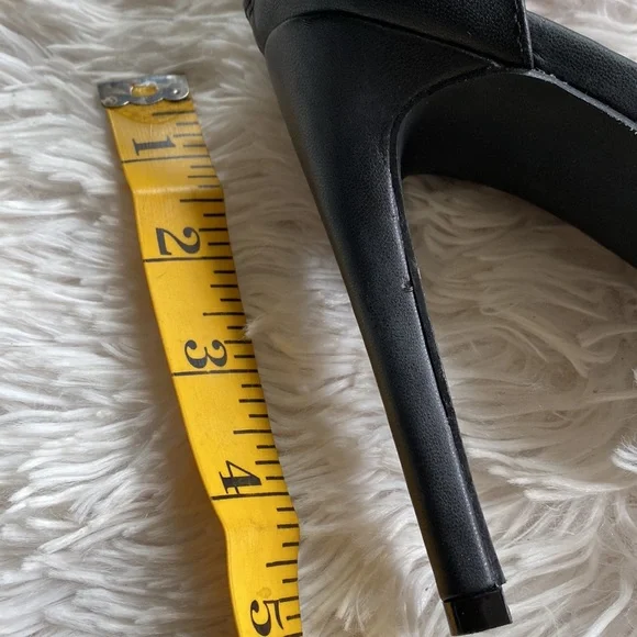 Suzzy Black jewel heels sandals, Size 5.5 - Picture 8 of 12